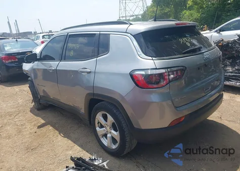 2018 Jeep Compass Latitude Fwd from USA, damaged, VIN 3C4NJCBB5JT318963